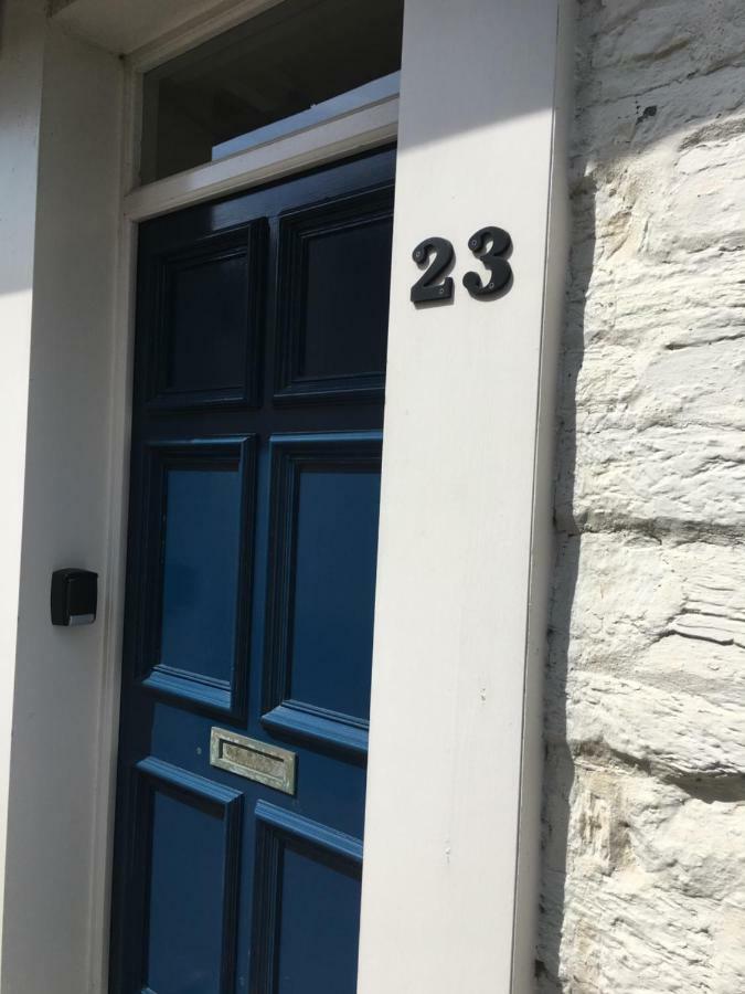 The Attic Apartment, Quay Street Studios Cardigan Dış mekan fotoğraf